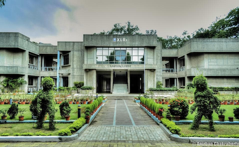 xlri logo